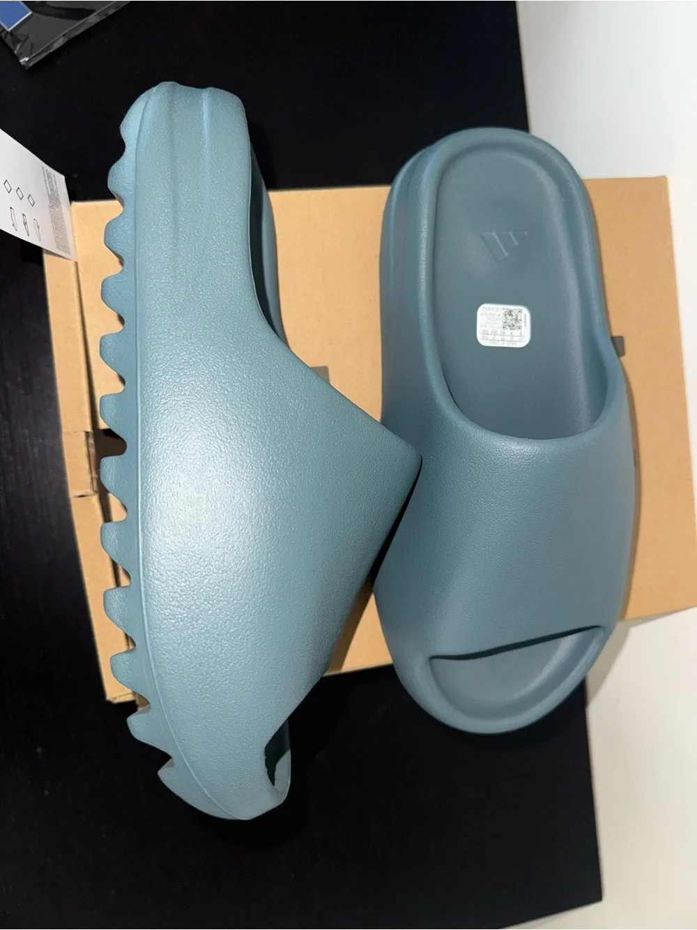 adidas easy slip